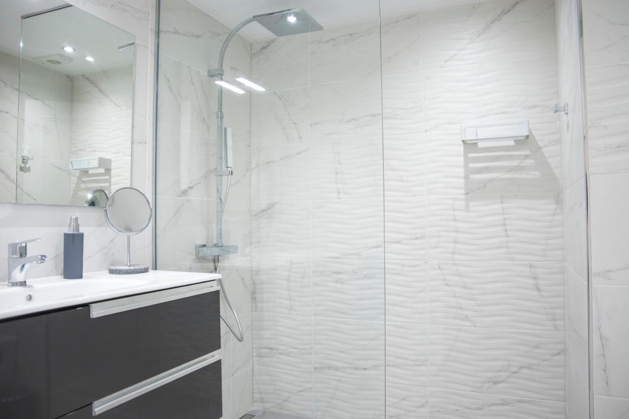 Apartment In Central Marbella 200M To The Beach ! Exterior foto